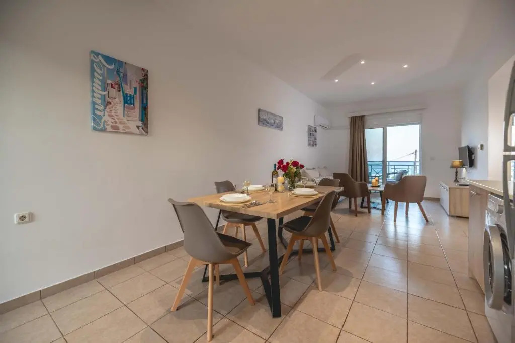 Stegna Bay Apartment