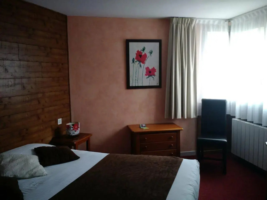 Logis Hotel Le Lac