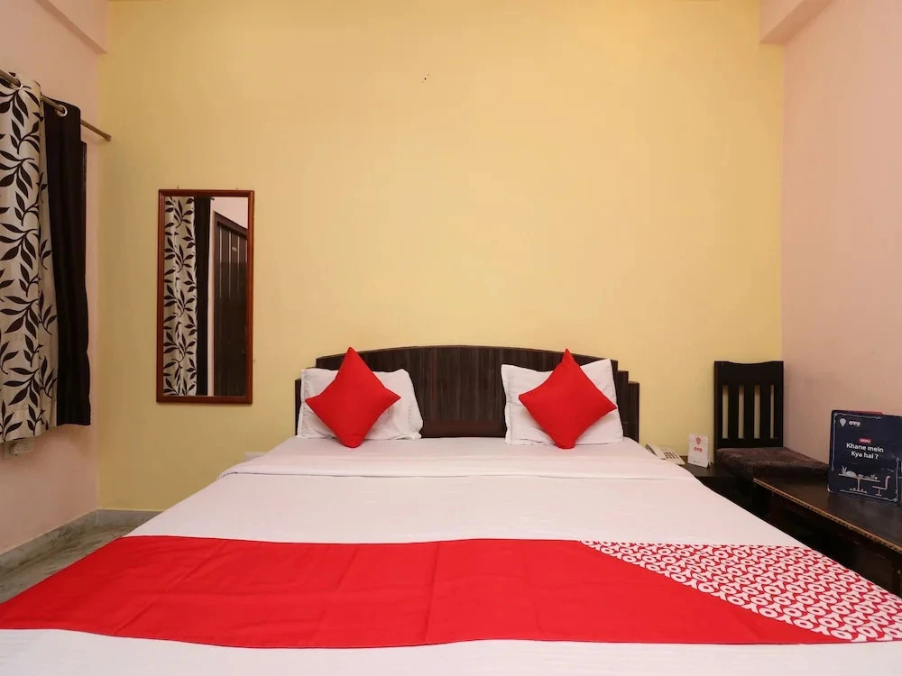 Hotel Lakshya Palace by OYO Rooms
