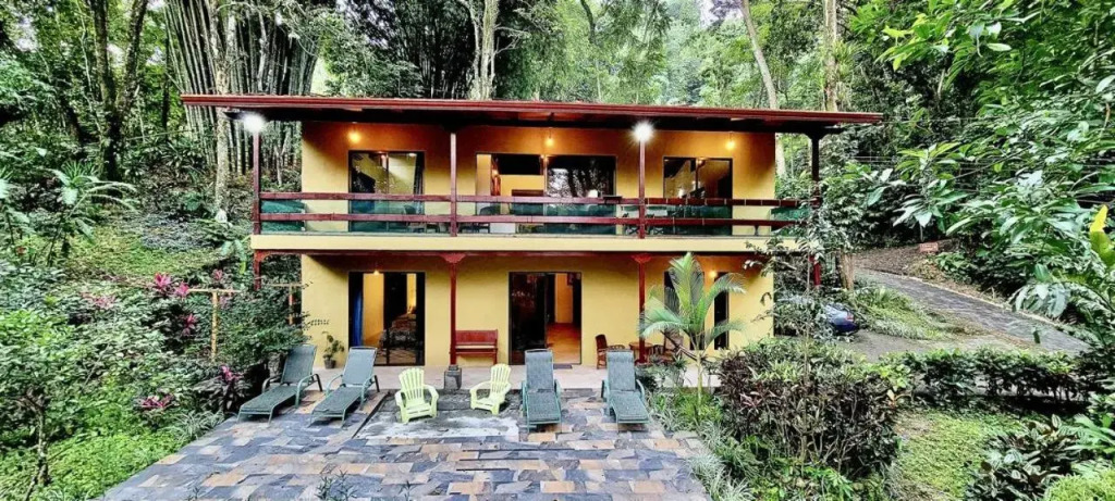 Toucan Villa Family home w Private Pool Garden