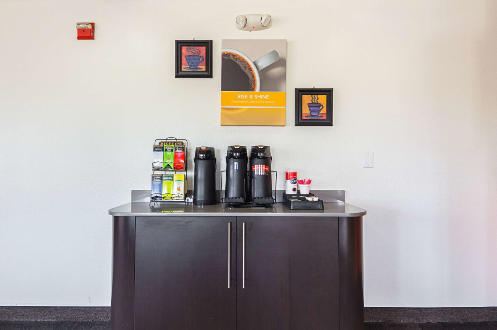 Motel 6 Dallas   Irving DFW Airport South