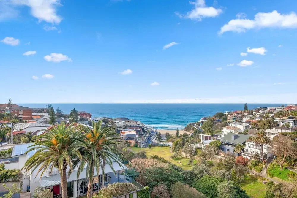 Bright Tamarama 2-bed With Balcony Water View