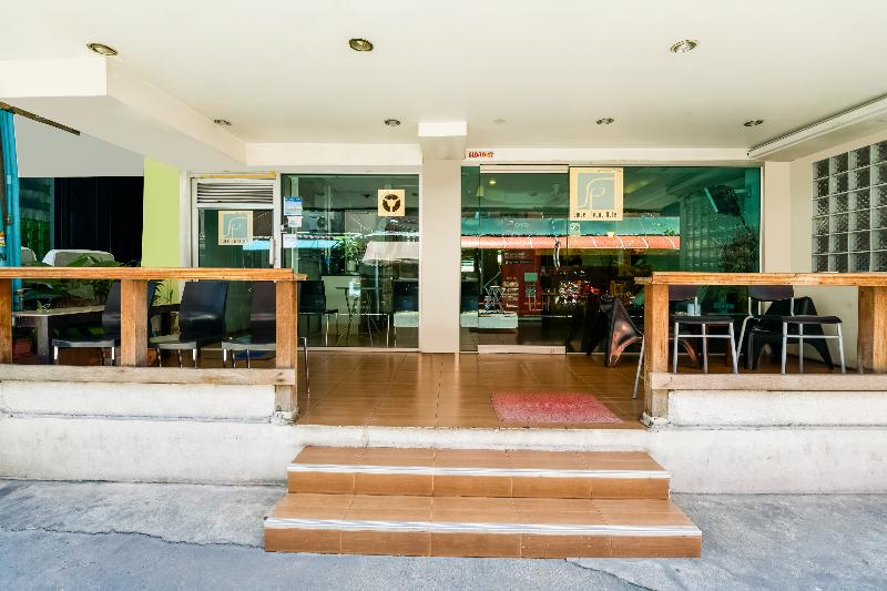 Sweet Pound Hotel