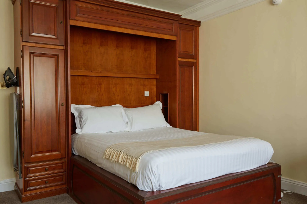 Lismoyne Hotel