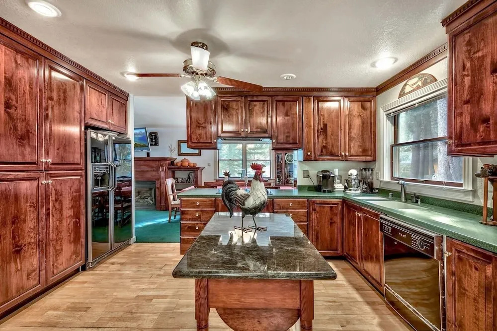 1624p The Player Cabin 3 Bedroom Home by Redawning