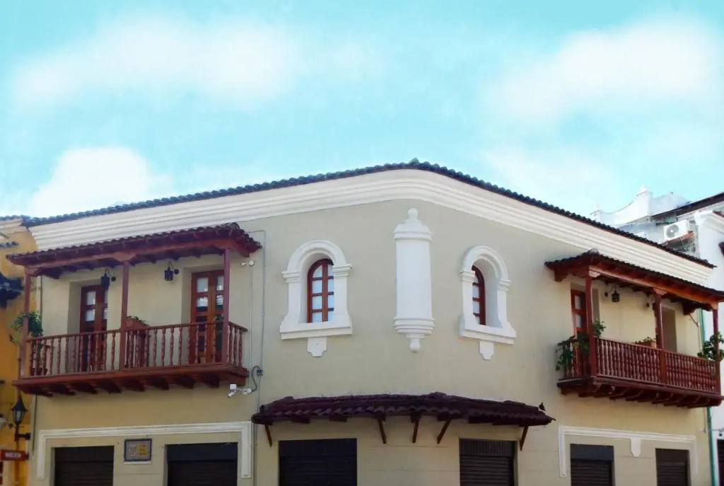 ETHNIC Thematic Hotel