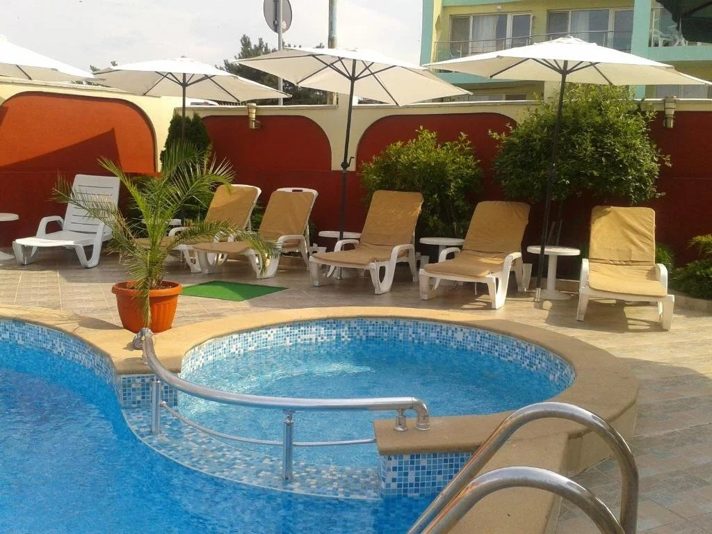 Family Hotel Perla
