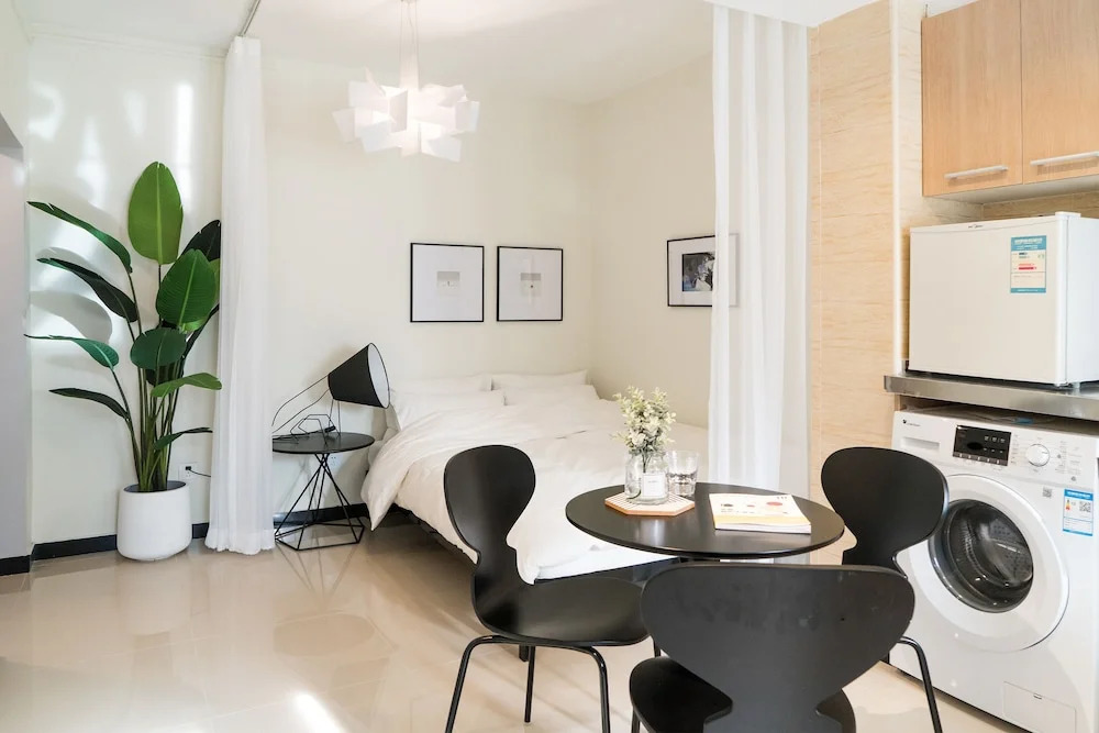 Cactus space -Sanlitun North Street Apt