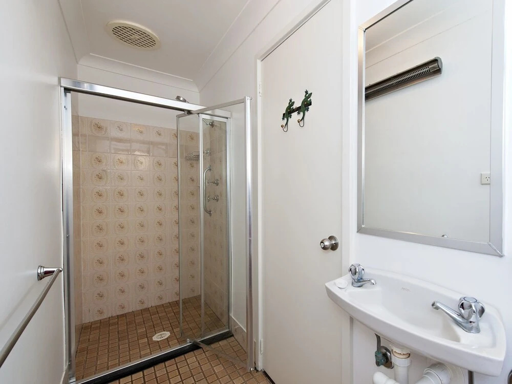 Beach House, 5 Gretel Close