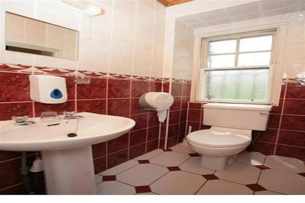 McLays Guest House