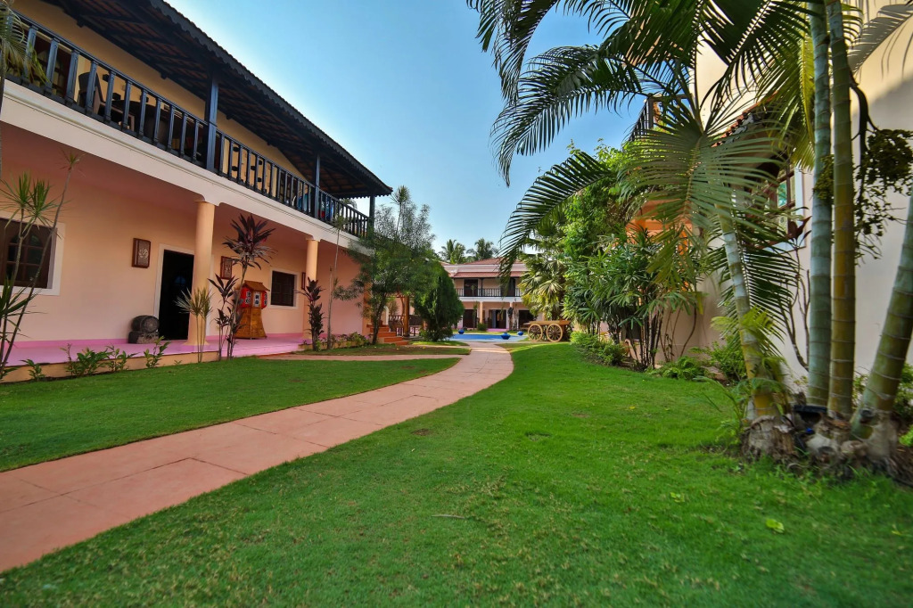 Amour Resort