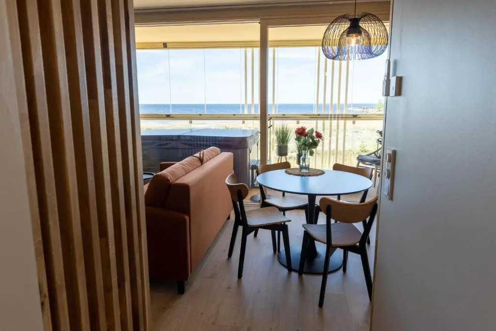 Marina Resort A5