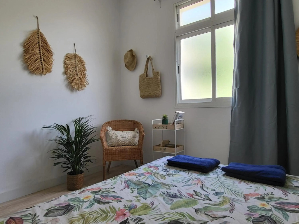 Apartamento calandria confital para 8 con terraza y BBQ próxima playa