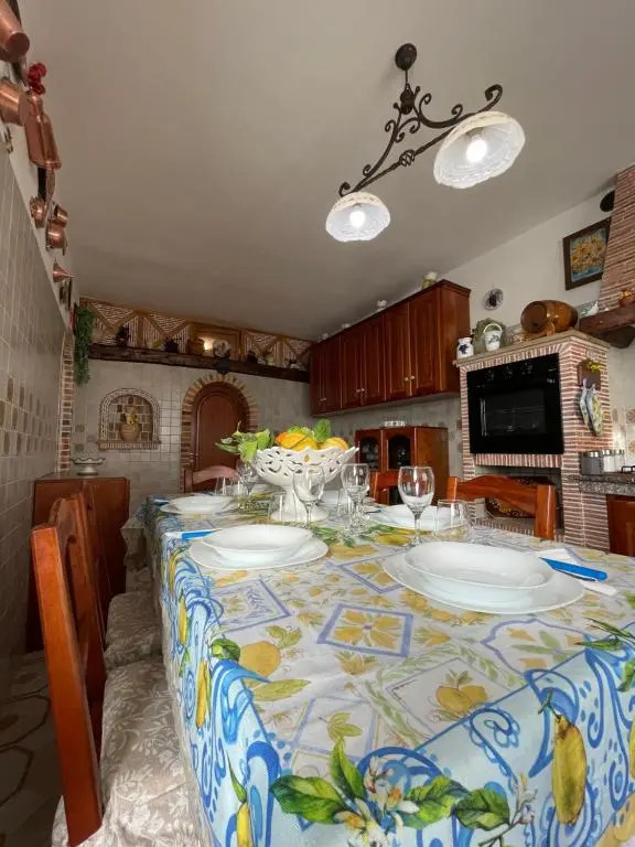 LOREN HOUSE, relaxing location with seaview