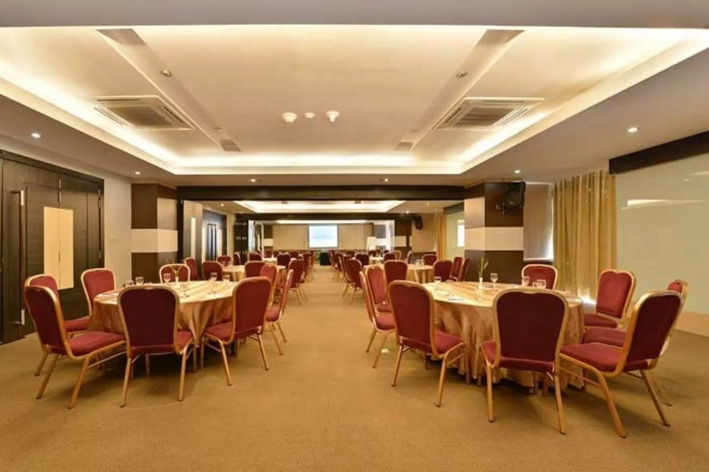 Golden Flower by KAGUM Hotels