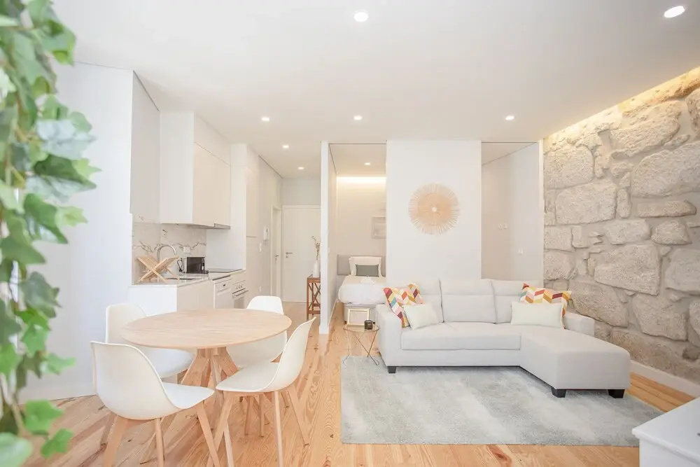 Liiiving - Aliados Stone Apartment
