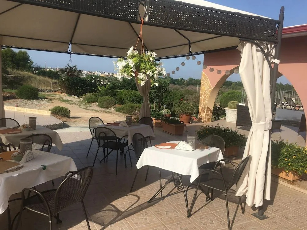Villa Carola