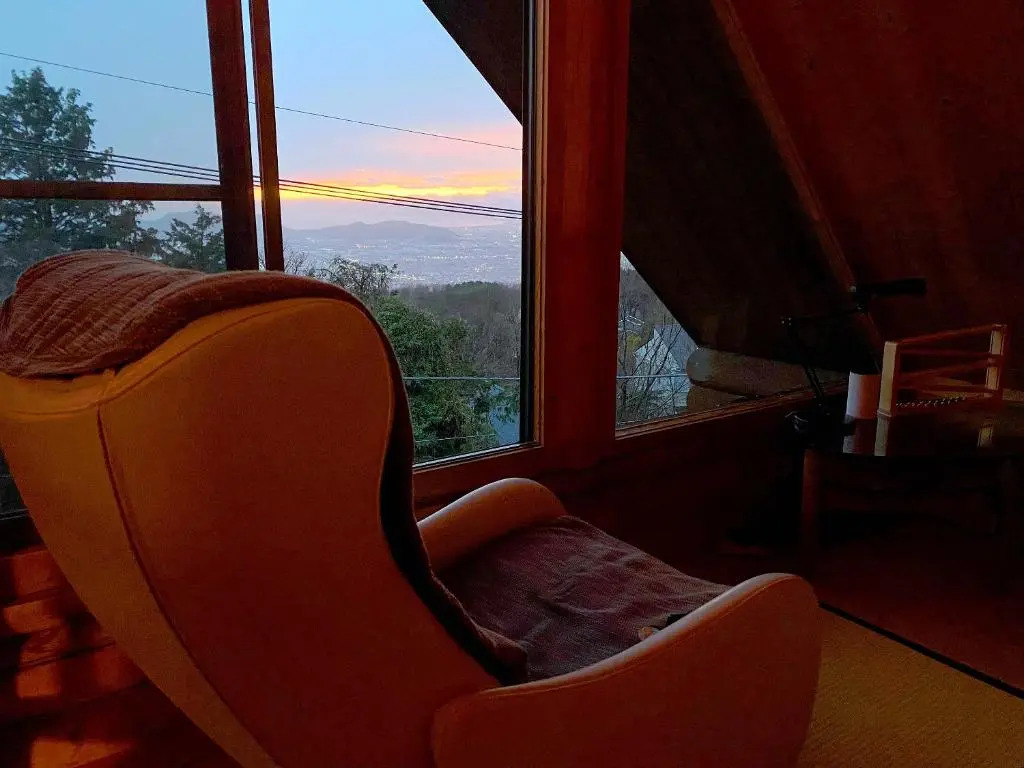 A Private Log House with Mt Fuji View & Piano - "Thangtong House Japan"