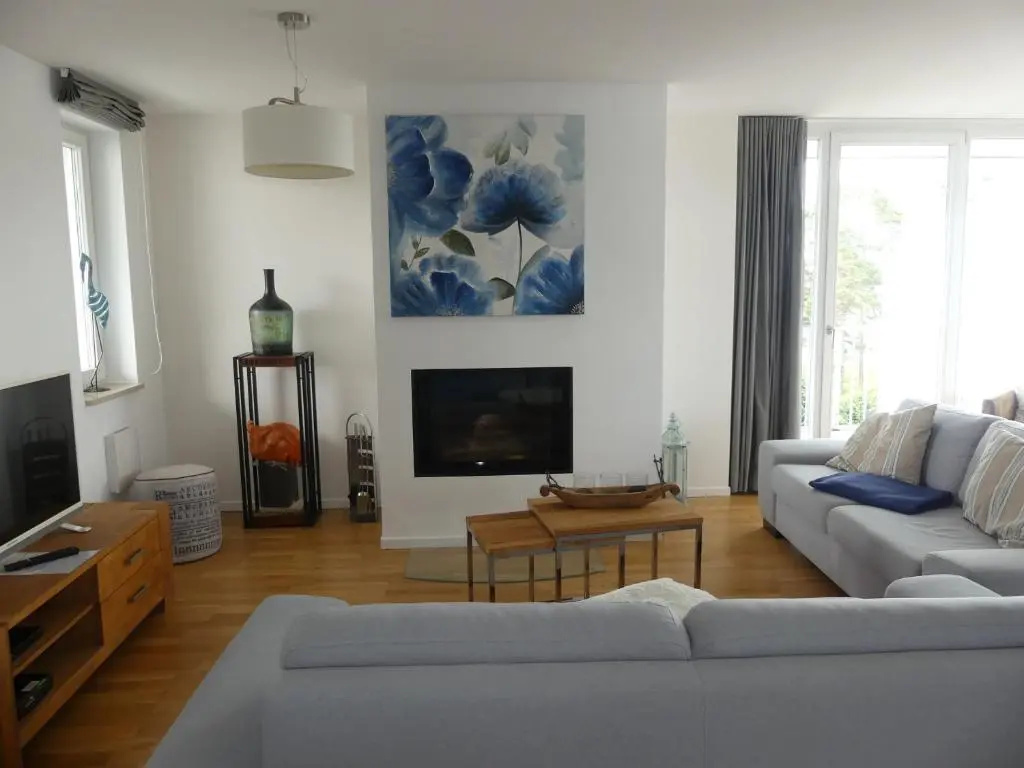 strandnahe FeWo mit Dachterrasse und Meerblick, Strandhaus Seeblick, Binz