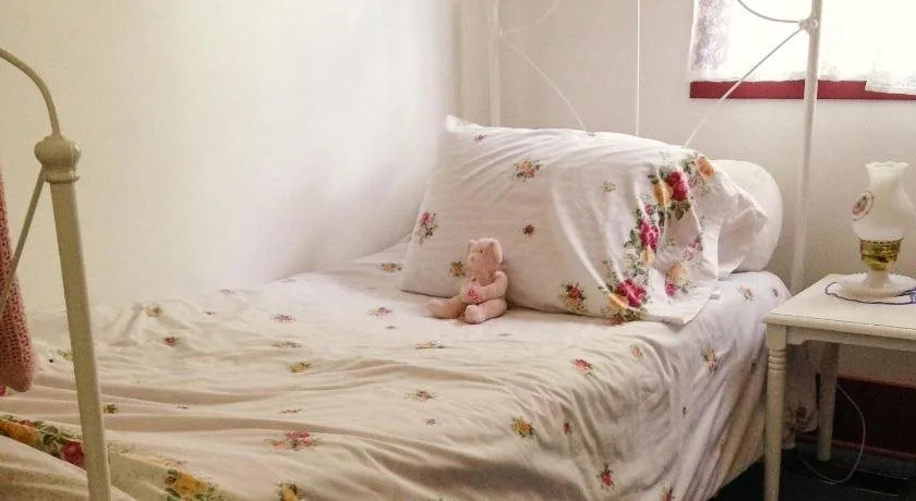 Holmesdale House Bed and Breakfast
