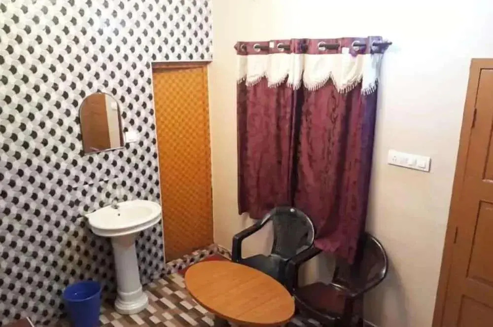 RAOJI HomeStay