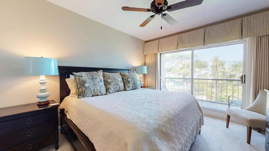 3208 Windsor Court South