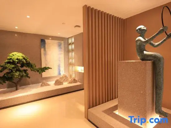 Guanggu International Apartment
