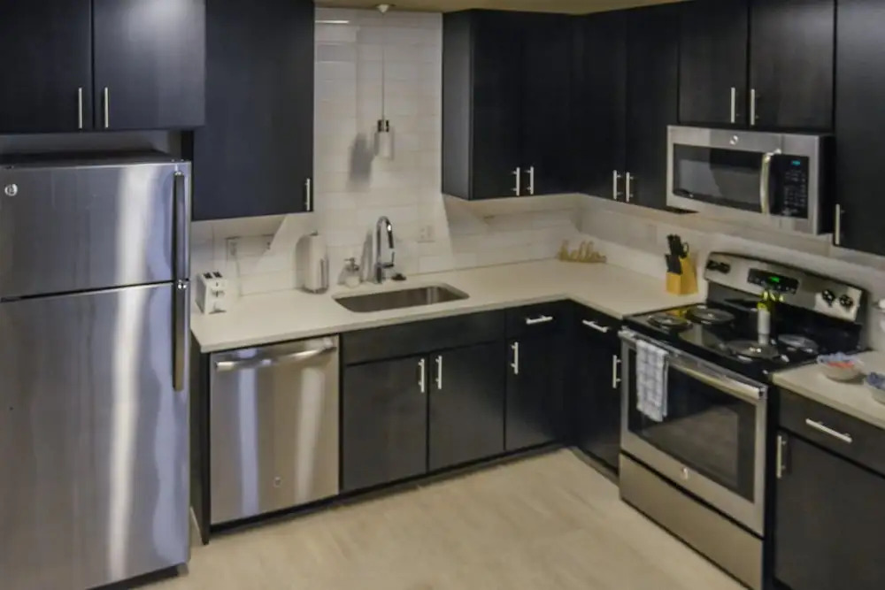 1 BR Apt in Garment Dist by Frontdesk