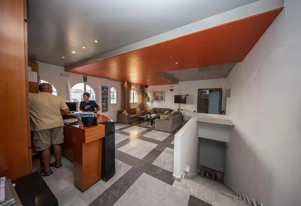 Manias Hotel Apartments