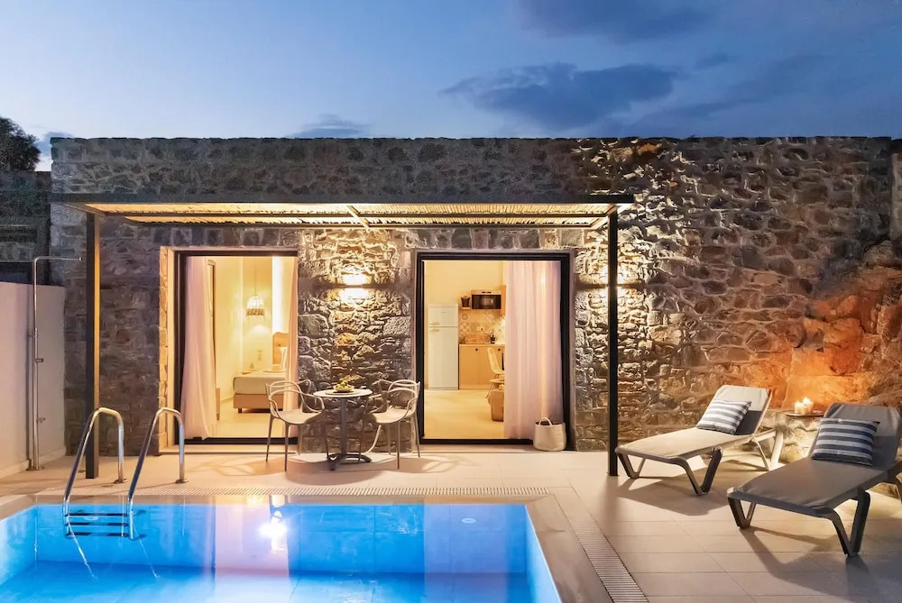 Varkotopi Villas