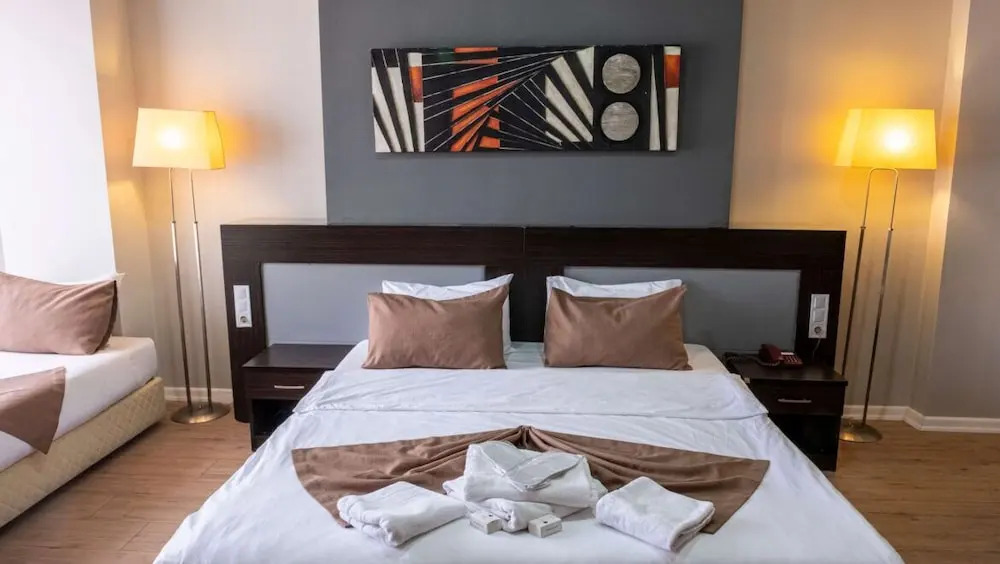 Sinada Otel