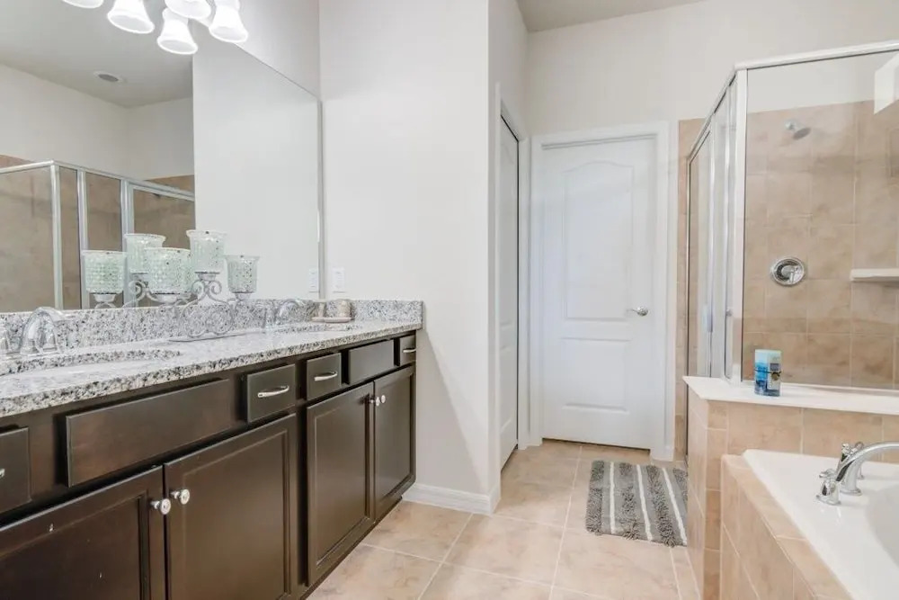 Exclusive Windsor At Westside 5 Bedroom Home