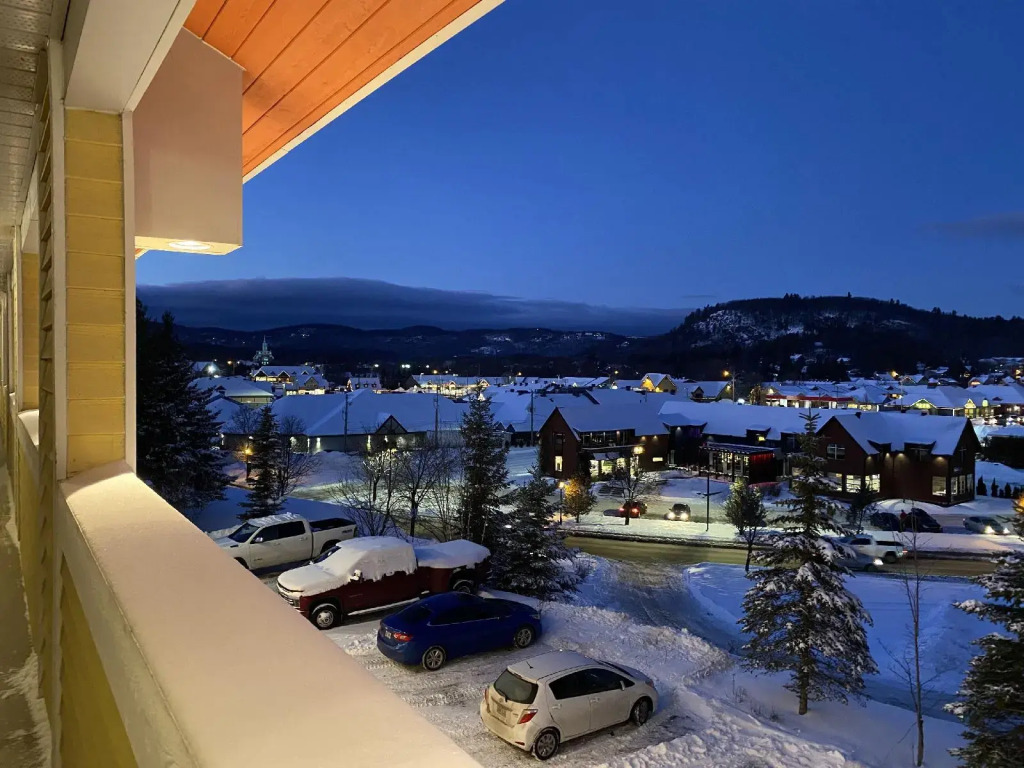 Hotel and Suites Les Laurentides