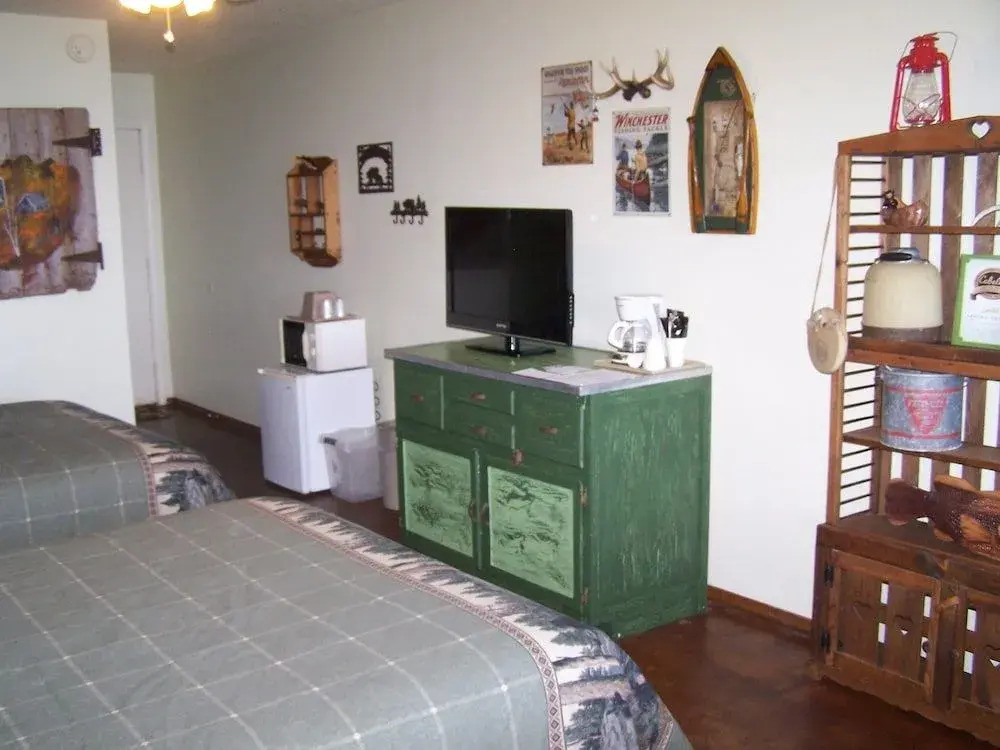 Pointe West Resort Motel