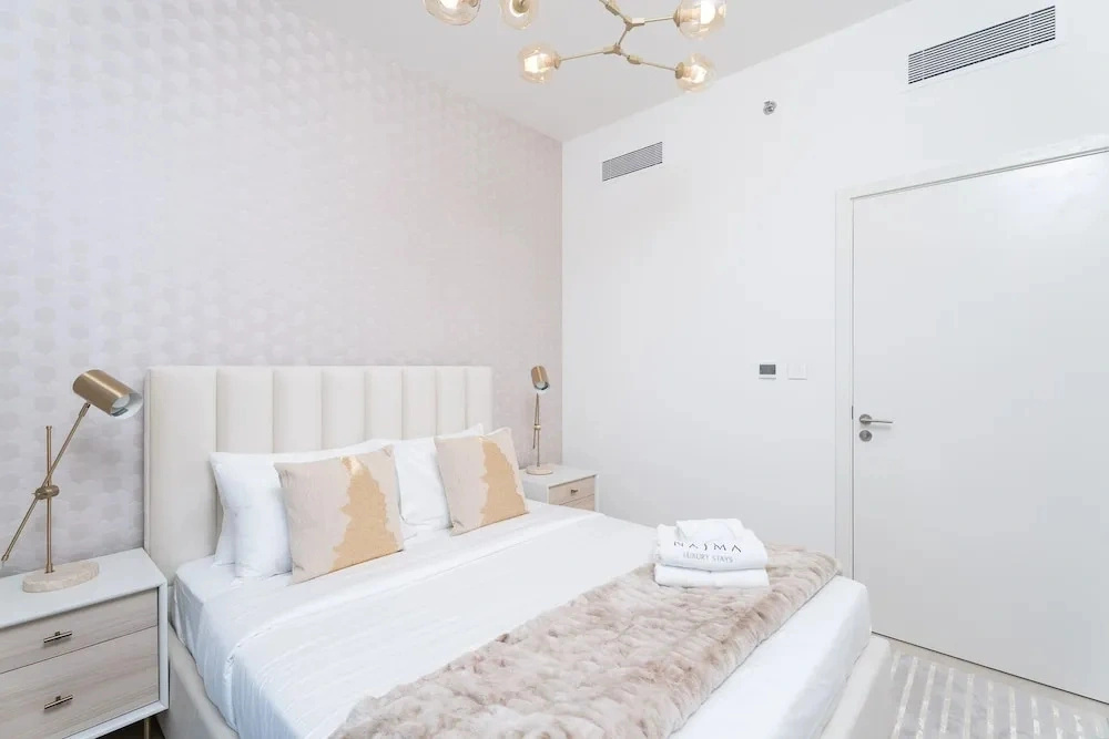 Nasma Holiday Homes - Downtown Views II