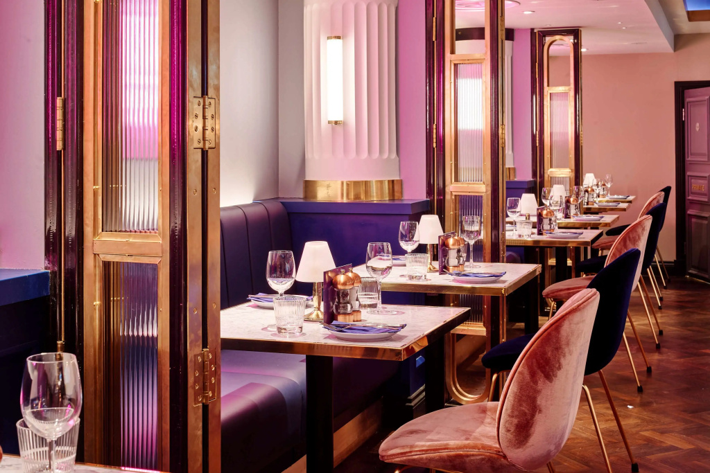 Le Monde Hotel