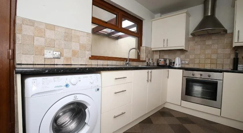 Shaftesbury Avenue Townhouse