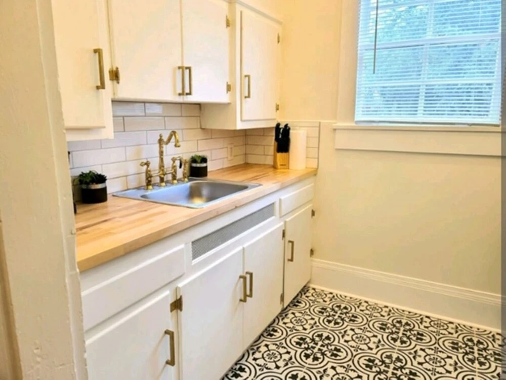 Renovated Urban Condos in Mid City