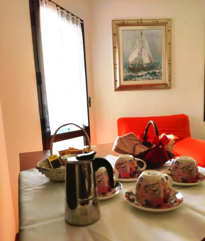 Al lago Guest House