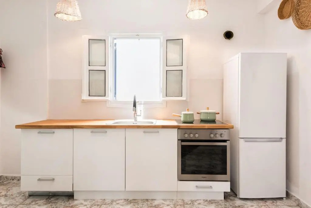 Menta I in the heart of Naousafree parkingParos