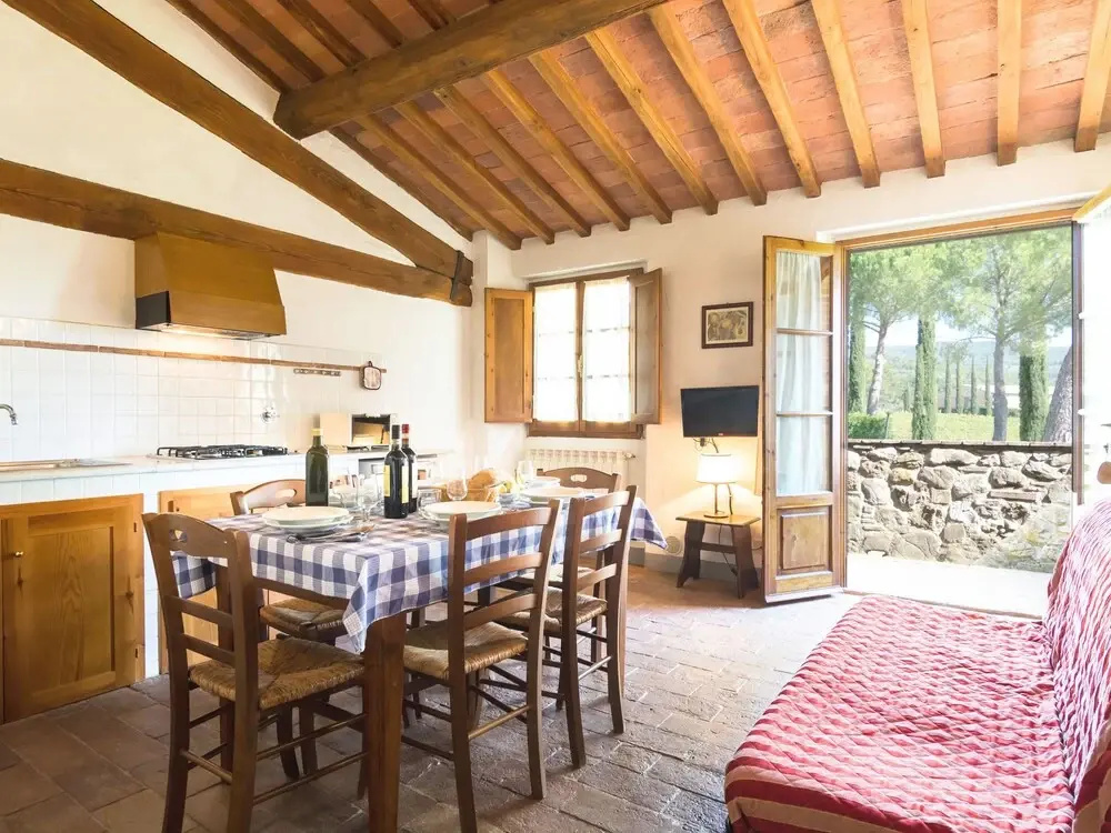 Splendid Farmhouse with Swimming Pool, Garden, Terrace, Bbq
