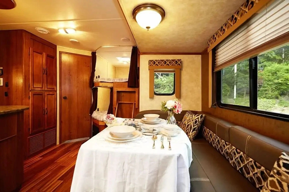 Sunshine Caravan