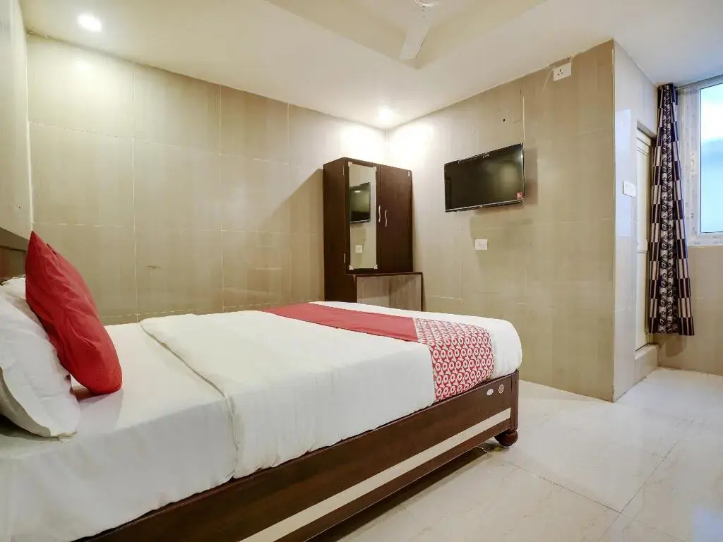 Balaji Residency by OYO Rooms