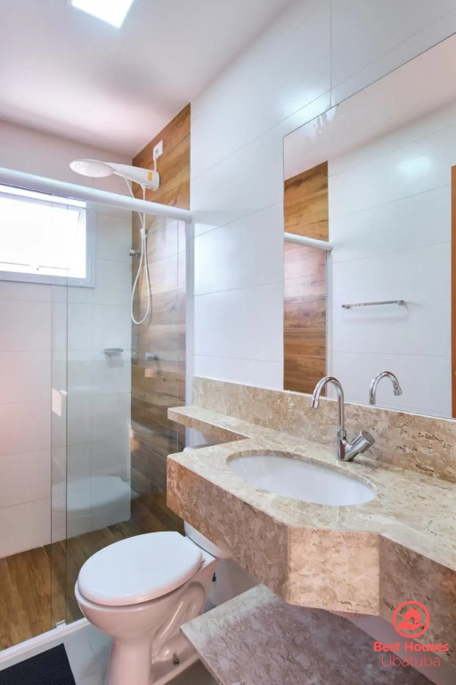 BH15: Apto charmoso com piscina e churrasqueira