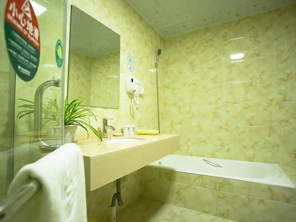Greentree Inn International Film City Jinshan Rd
