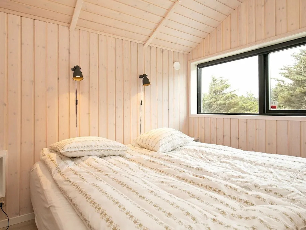 10 Person Holiday Home in Lokken-by Traum