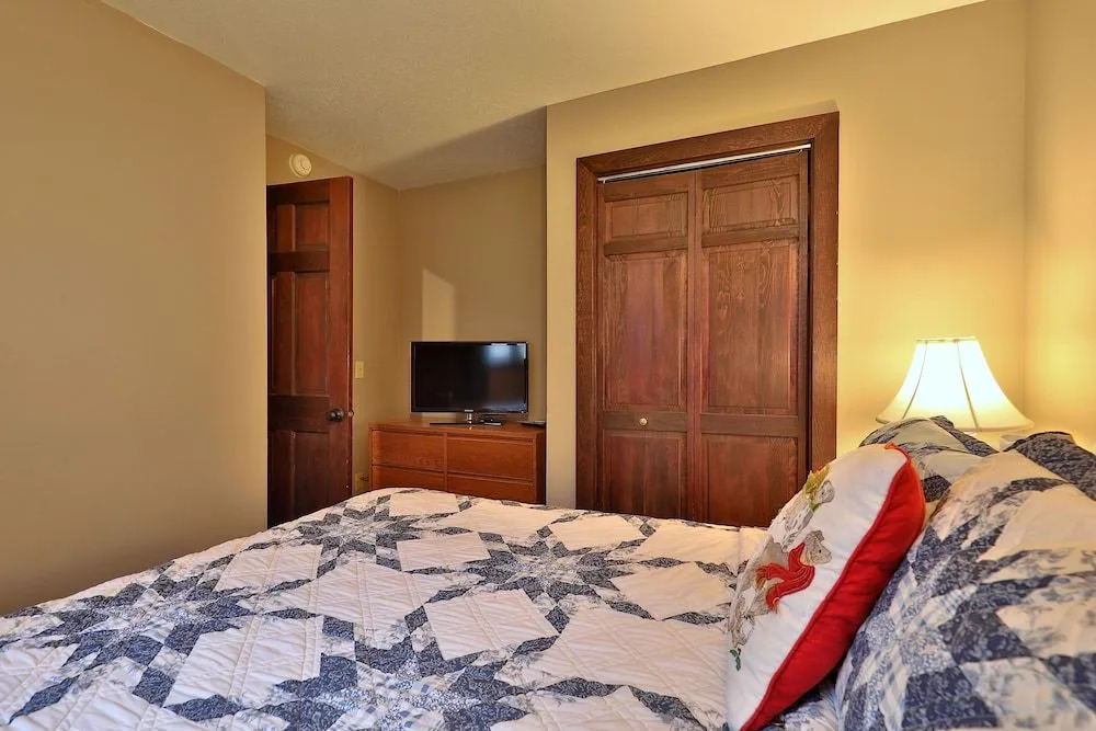 Sunrise Timberline L8 by Killington Vacation Rentals
