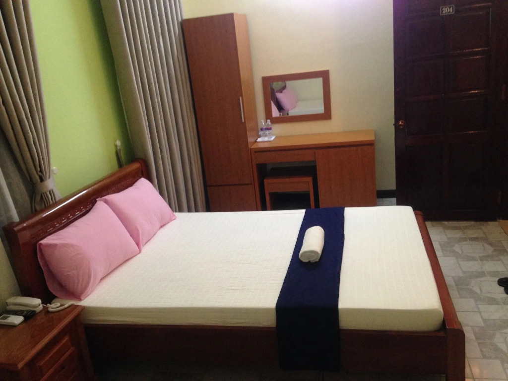 Amy Hostel Hue