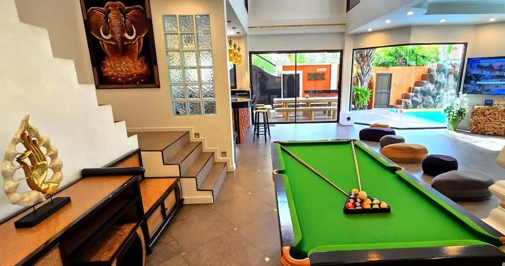 TUCHELAND Luxury Pool Villa Pattaya Walking Street