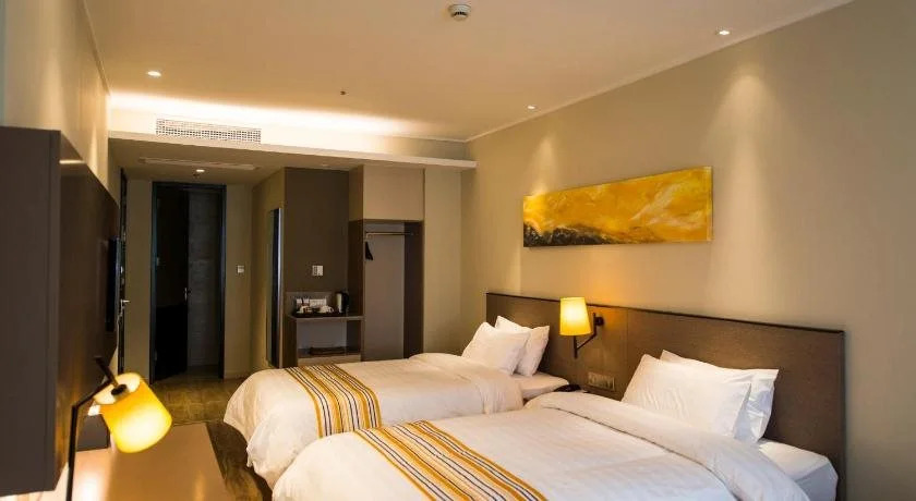 Home Inn Plus Shanghai Kongjiang Road Jiangpu Road Metro Station